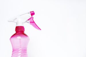 SDF_LP001_Impresa_Pulizie_Pixabay_spray